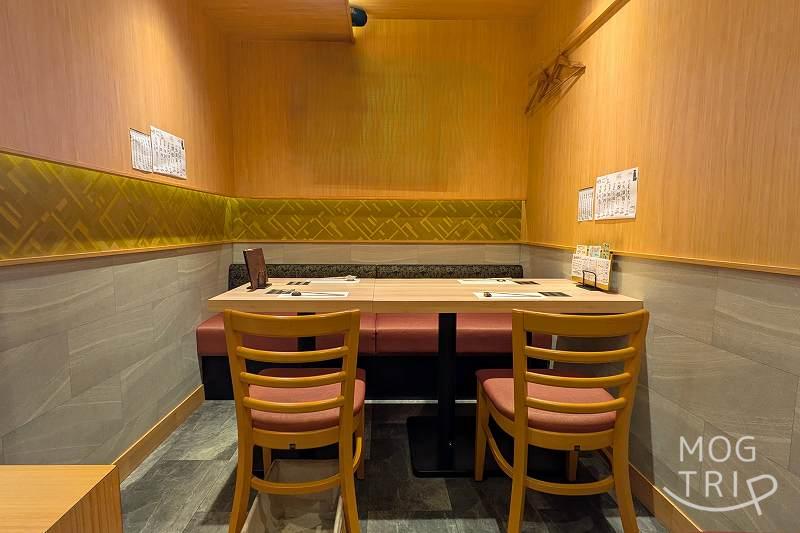 維采の「店内の様子（テーブル席）」