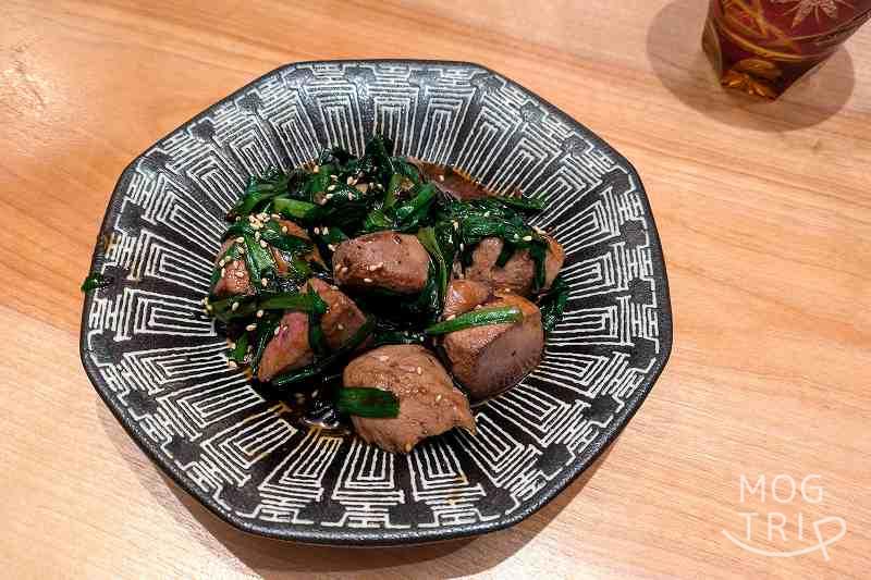 me・酒藍の「レバーとニラ」