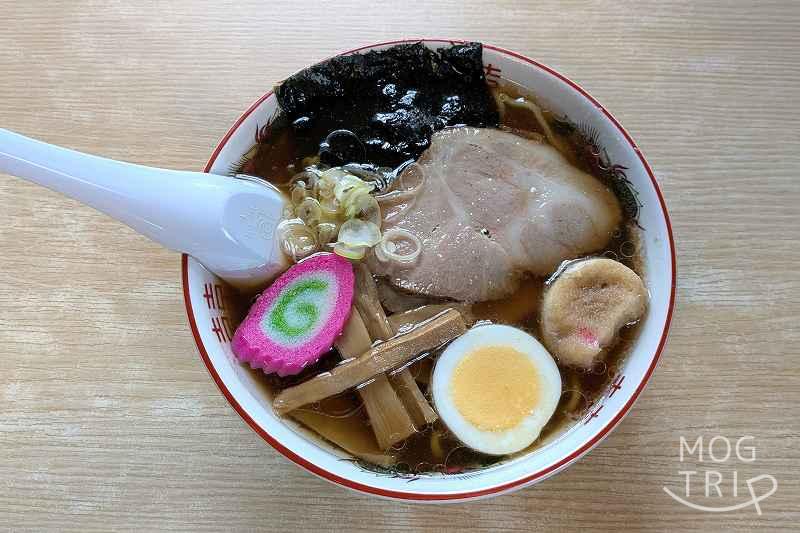 更科食堂の「らーめん」