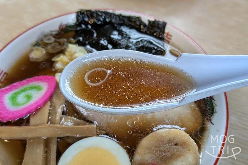 更科食堂の「らーめん」