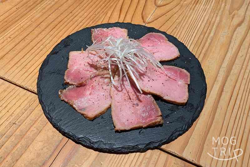 月と太陽ブルーイング本店の「道産豚ランプのネギチャーシュー」