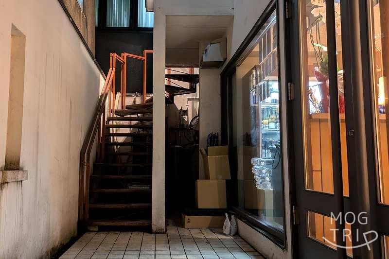 ニッカバー余市の「階段」