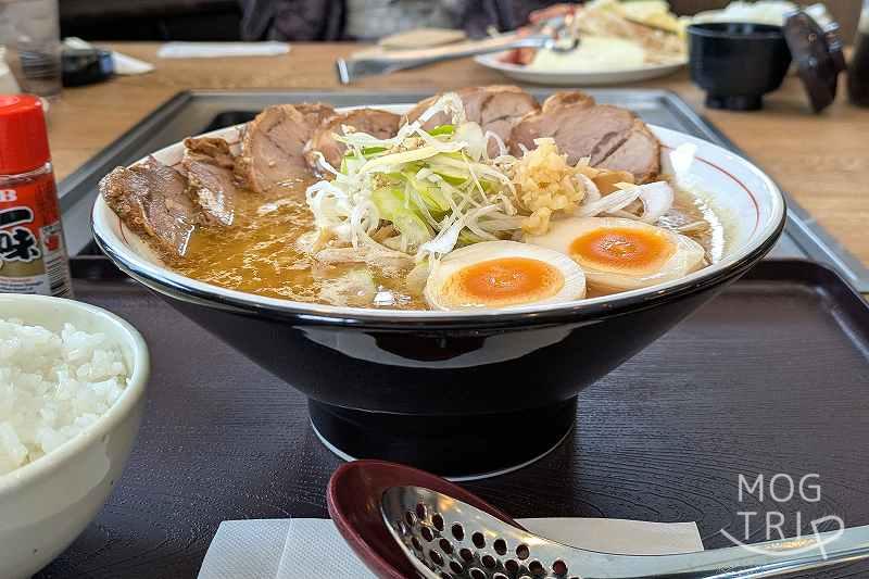 アサヒビール園はまなす館の「コク旨焦がし味噌ラーメン」