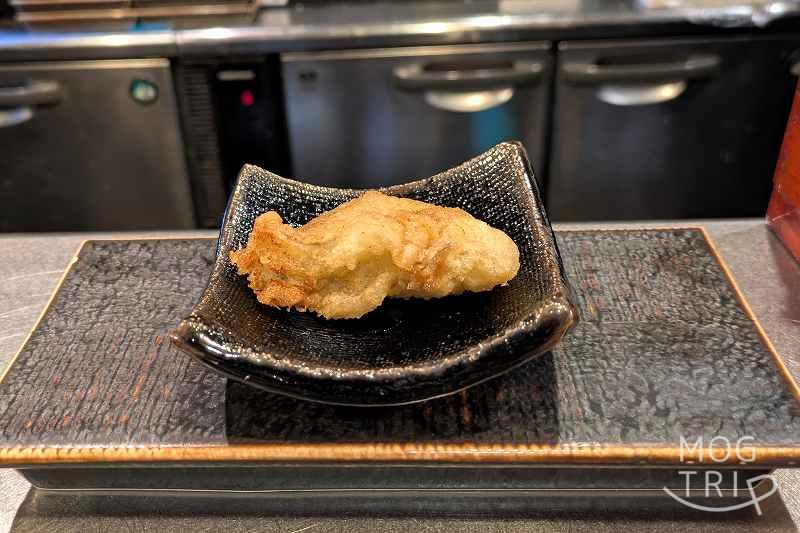 天ぷらと季節の皿吉旦の「牡蠣出汁天」