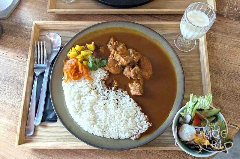 タバルサの「タバルサチキンカレー」