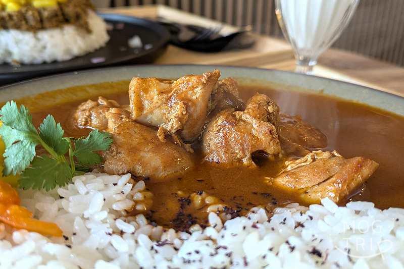 タバルサの「タバルサチキンカレー」