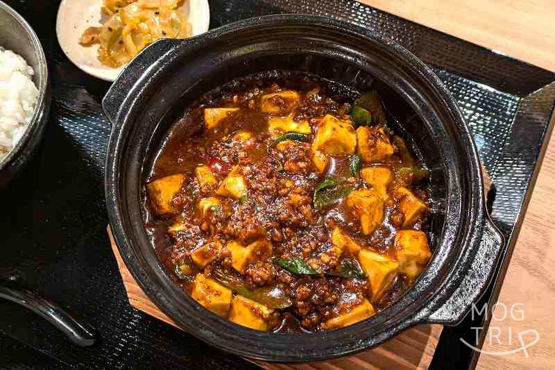 円山麻婆飯店の「土鍋麻婆定食（四川風）」