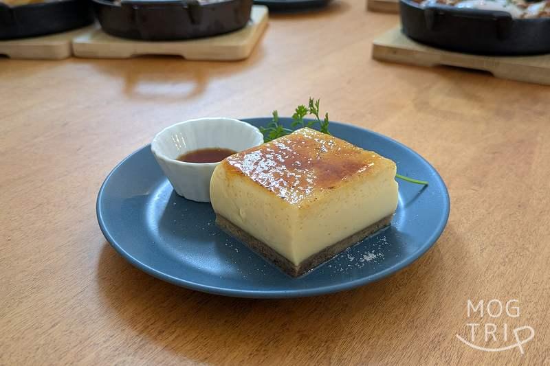 坂と線路とバゲットとの「2層のパンプティング」