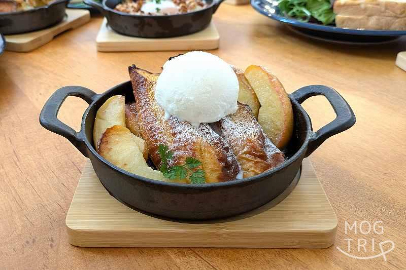 坂と線路とバゲットとの「坂のフレンチトースト」