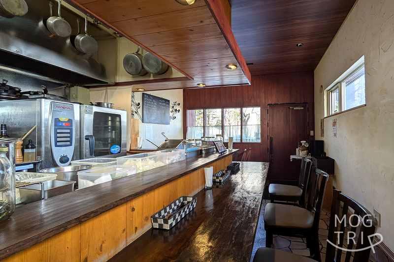 プティハノンの「店内の様子」