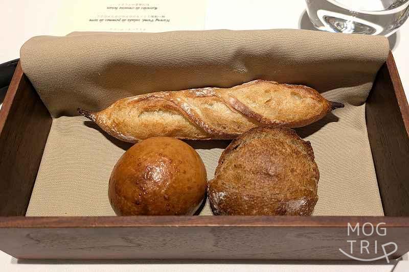 タテルヨシノ・ポルトムの「焼き立てパン」