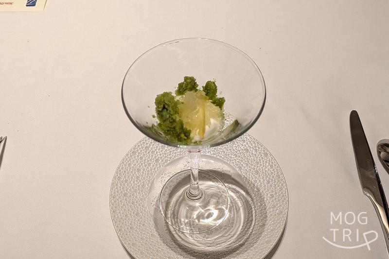 タテルヨシノ・ポルトムの「小さなデザート」