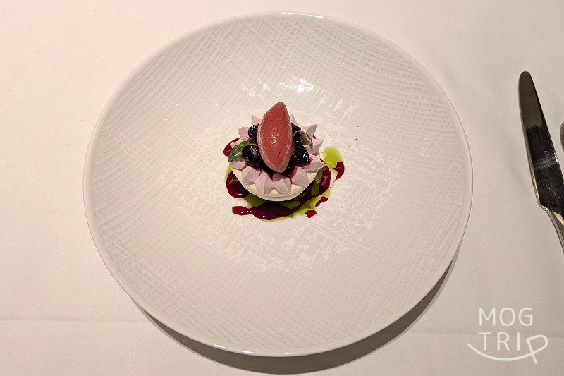 タテルヨシノ・ポルトムの「栗山町産ハスカップのヴァシュラン」