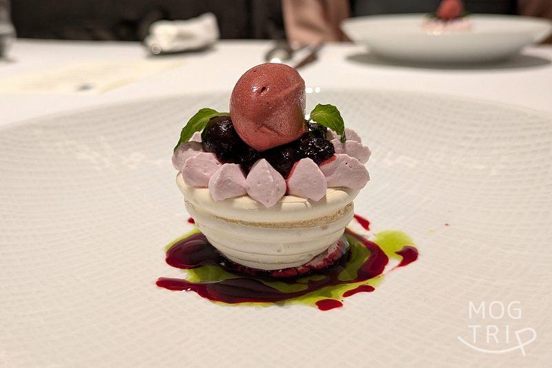 タテルヨシノ・ポルトムの「栗山町産ハスカップのヴァシュラン」