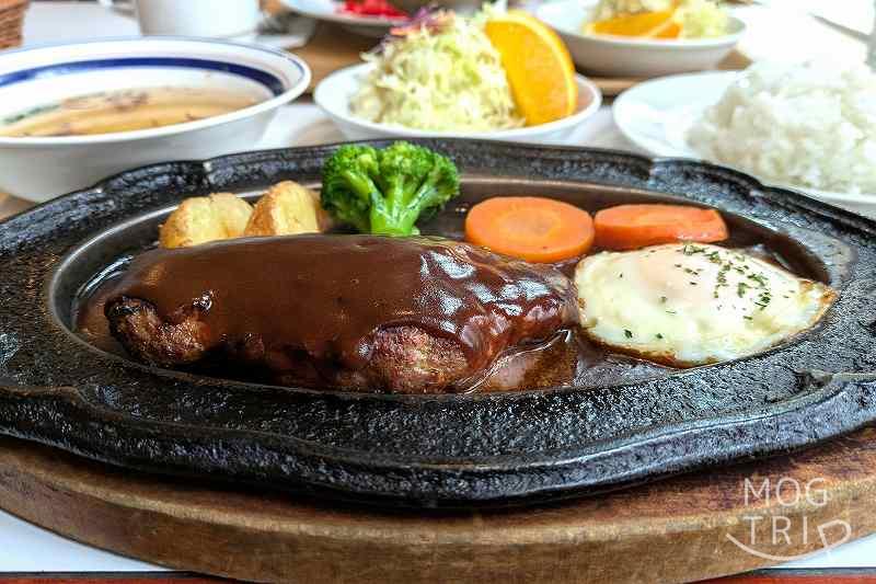 レストランにしかわの「スペシャルハンバーグステーキ 180g」