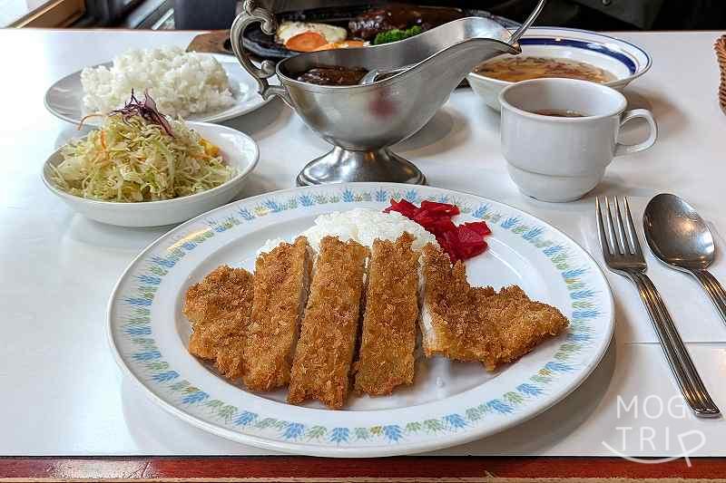 レストランにしかわの「特製ハヤシカツライス」