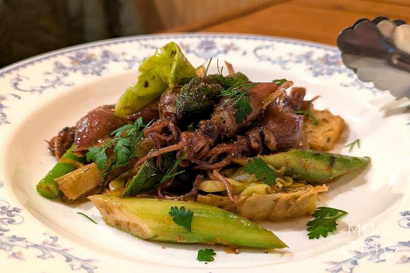 トゥフの「春野菜とホタルイカの炒め物」