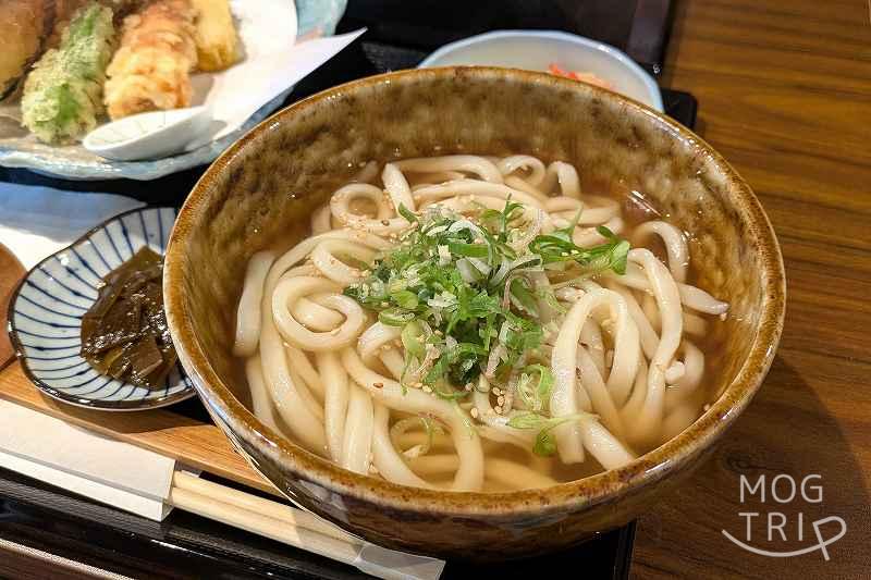 三都うどんの「三都の天麩羅うどん御膳」