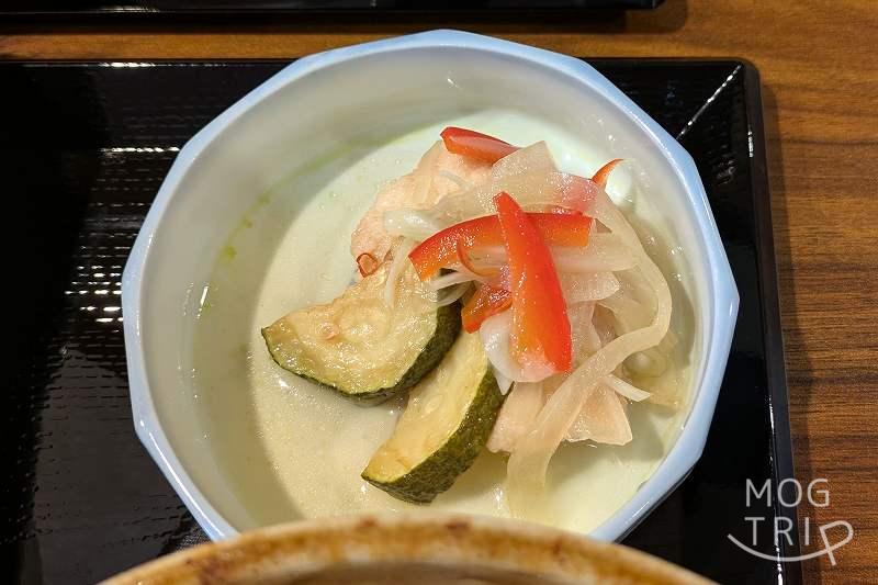 三都うどんの「三都の天麩羅うどん御膳」