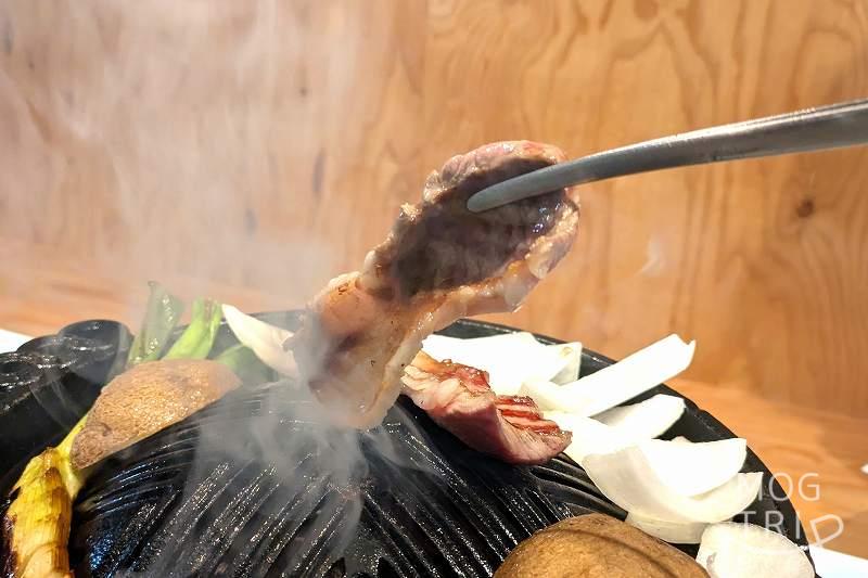 ジンギスカン鹿と熊の「ジンギスカン」