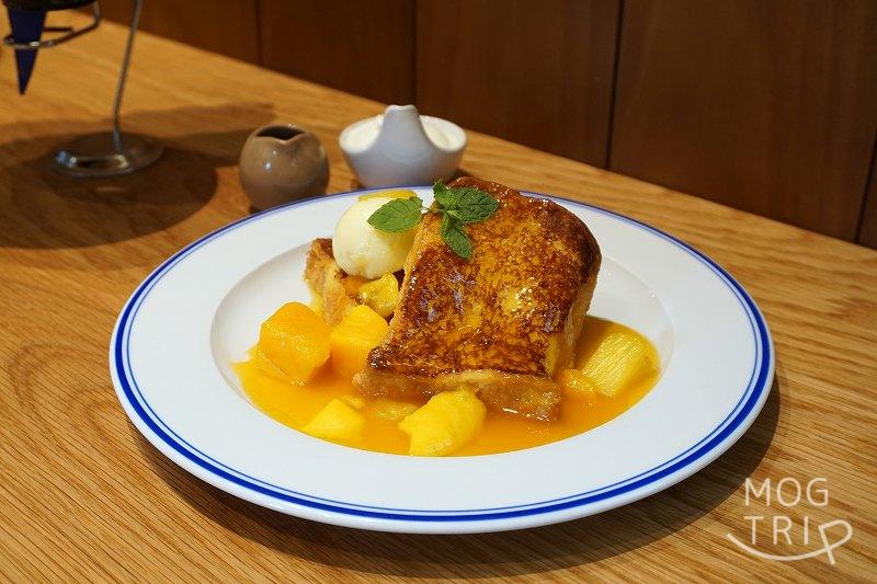 ザ・バターの「作り立てバターとフレンチトースト 季節のフルーツ」