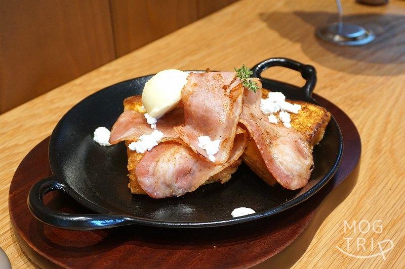 ザ・バターの「作り立てバターとフレンチトースト メープル&ベーコン」