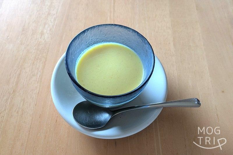リストランテサイロのコース「かぼちゃとじゃがいものスープ」