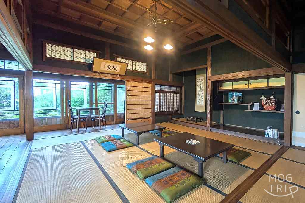 旧寿原邸の「施設内の様子（3階大広間）」