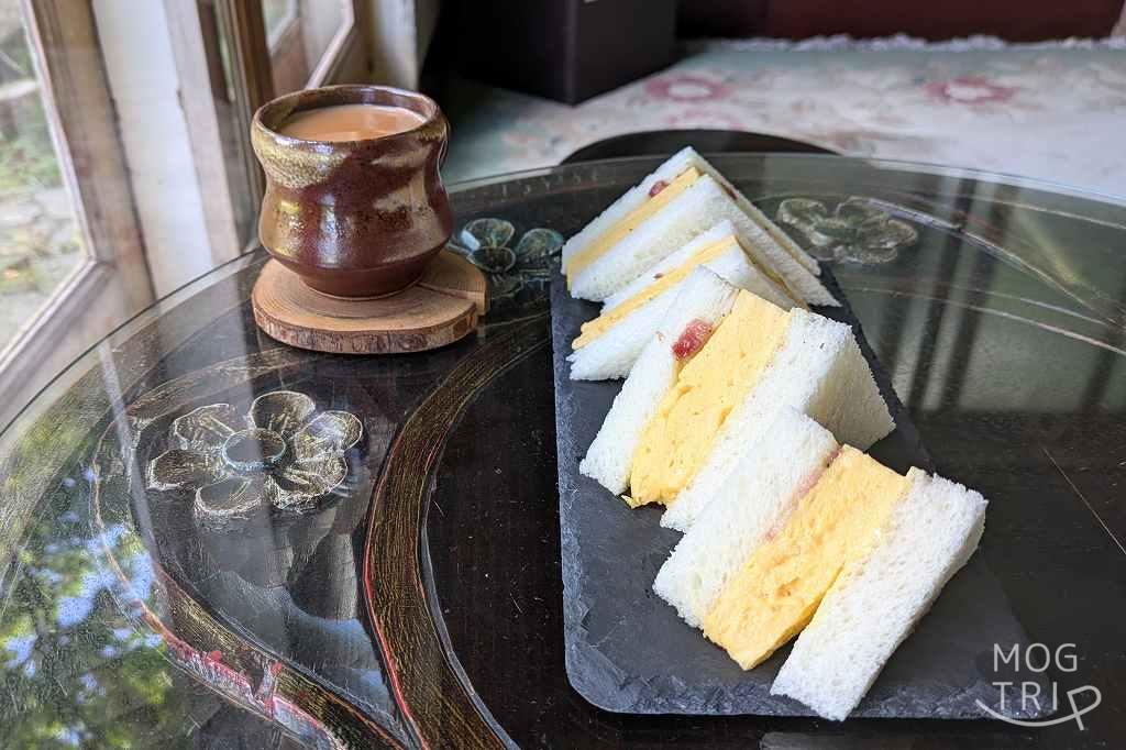 旧寿原邸・茶論スハラの「オムレツサンド」