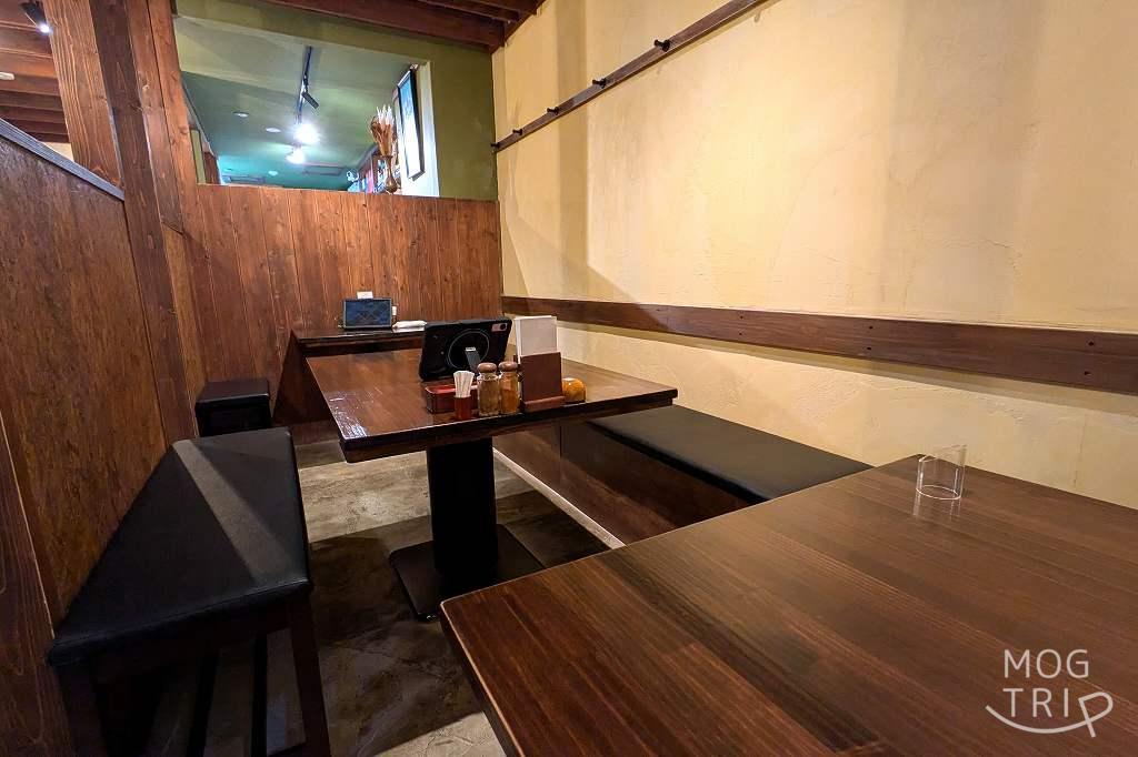 タンドールの「店内の様子(テーブル席)」